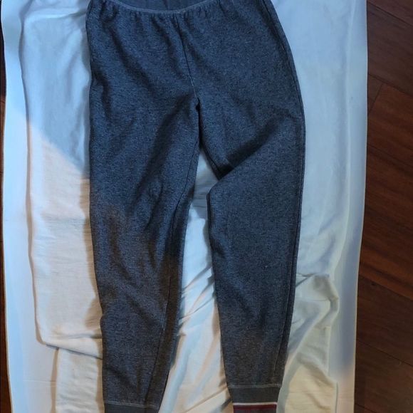 2/15$ 🦋 Pj bottoms - Picture 3 of 5